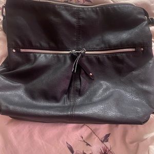 Relic leather Black purse